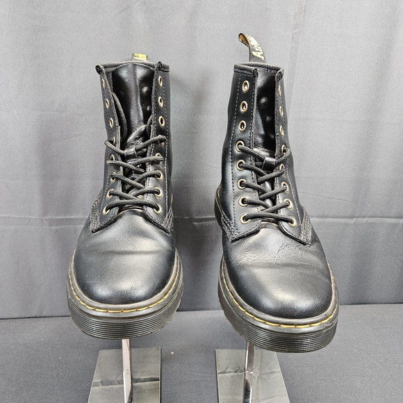 Dr. Martens Zavala Vegan Leather Combat Boots Black Lace Up  Men Sz 6 Women Sz 7 main image 6